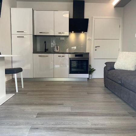 Apartment Bono Baška Voda Exterior foto